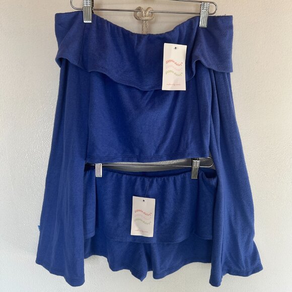 Dippin’ Daisy’s Jessie Sweater & Fold-Over Mini Shorts set - Picture 2 of 8